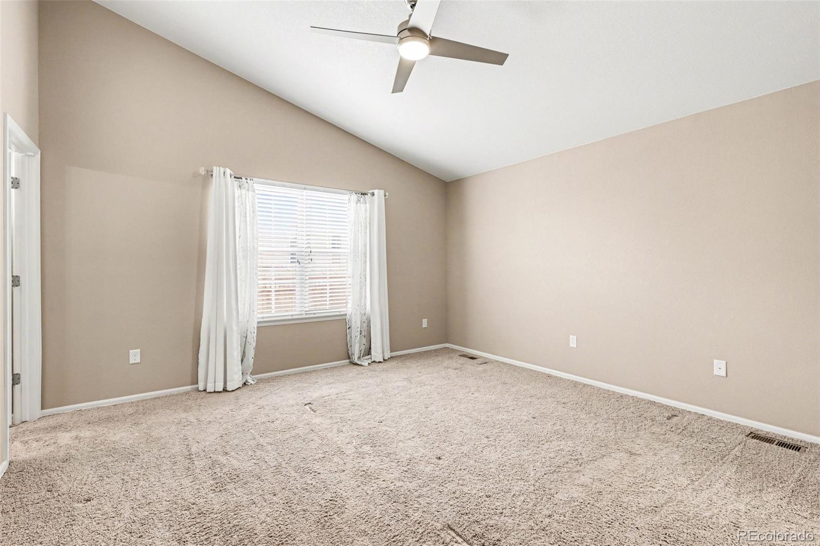 6346 N Espana Street Aurora CO 80019