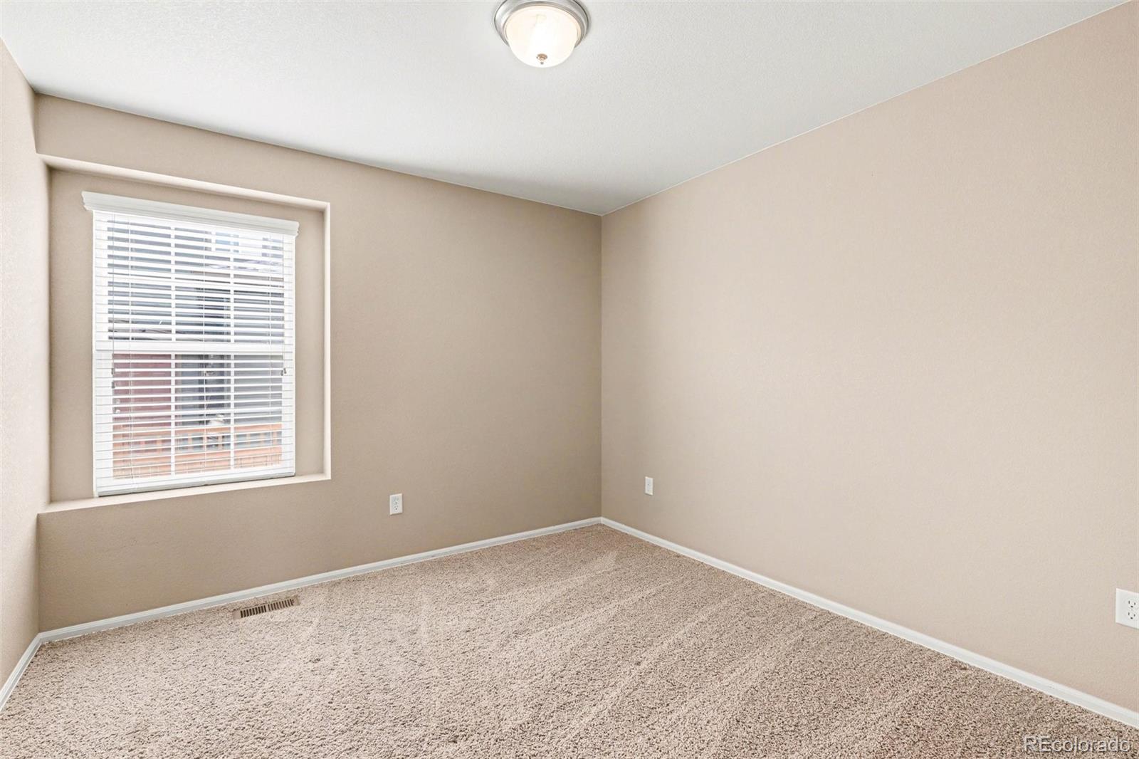 6346 N Espana Street Aurora CO 80019