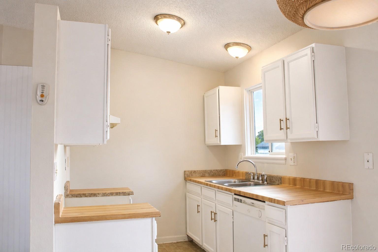 910 Nolte Drive Colorado Springs CO 80916