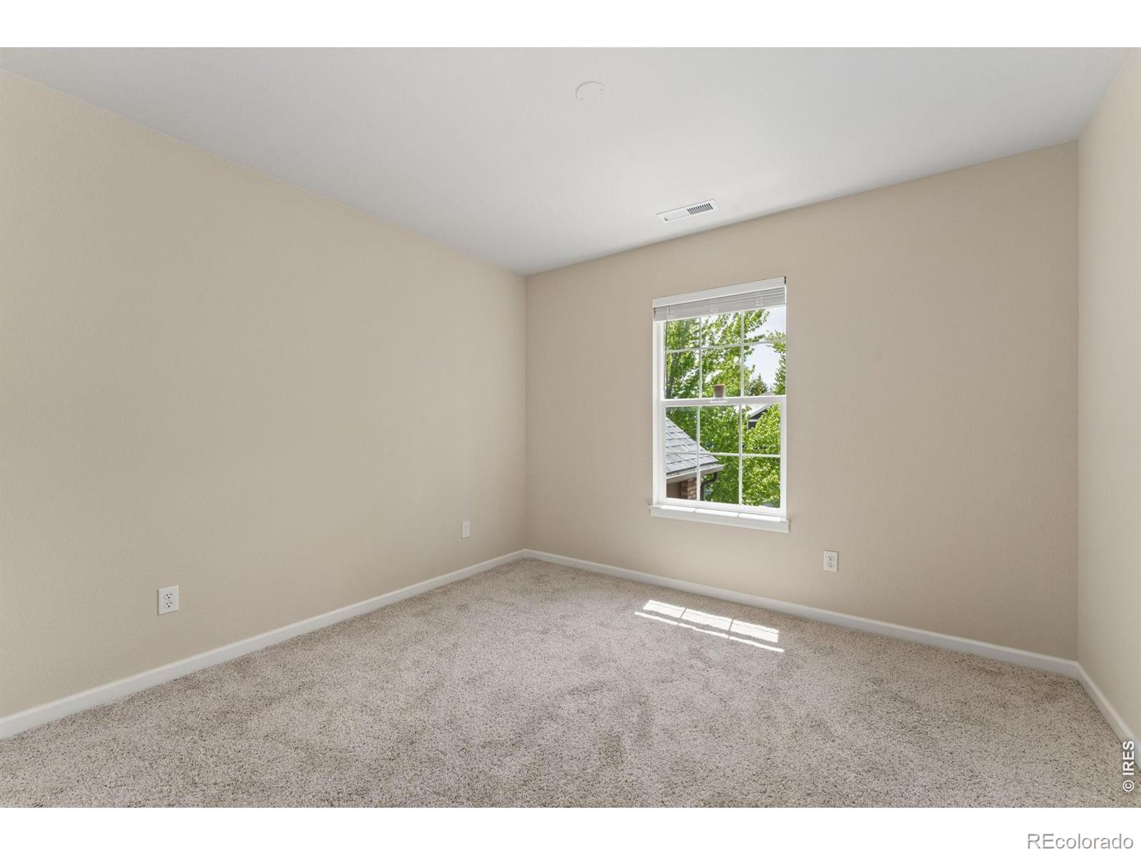 2205 Creekside Drive Longmont CO 80504