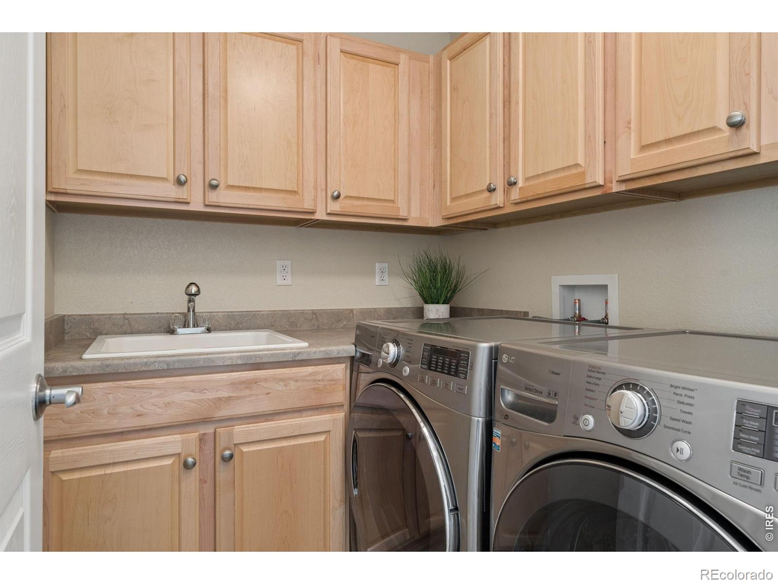 2205 Creekside Drive Longmont CO 80504