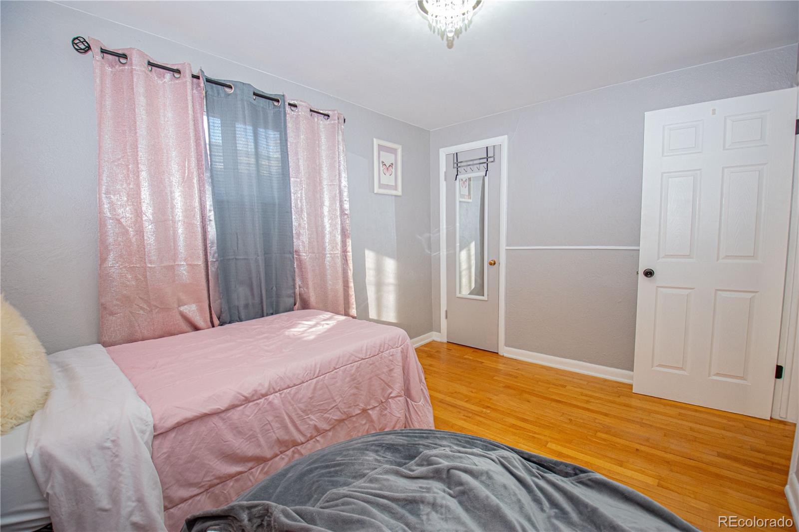 1543 S Benton Street Lakewood CO 80232