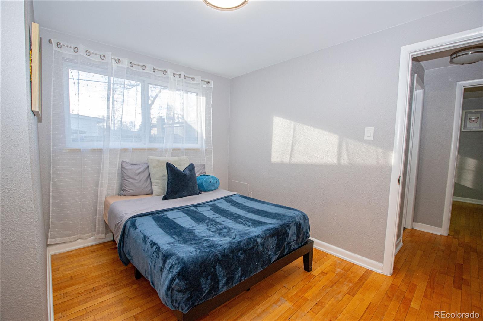 1543 S Benton Street Lakewood CO 80232