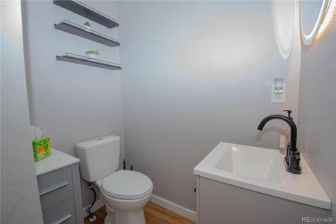 1543 S Benton Street Lakewood CO 80232