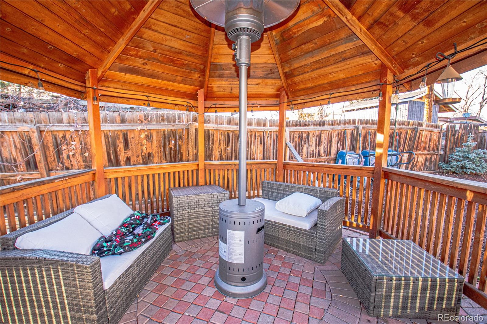 1543 S Benton Street Lakewood CO 80232