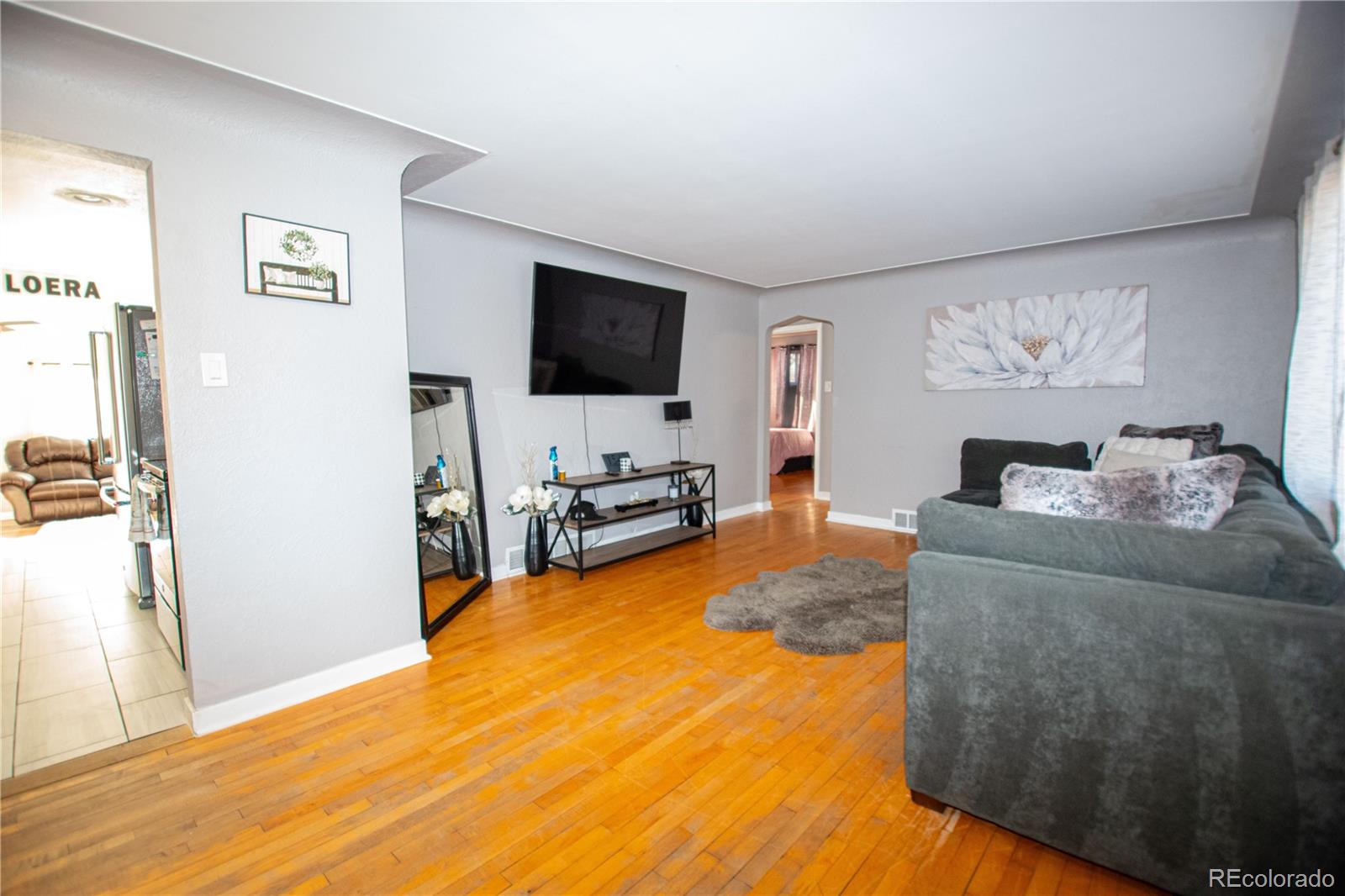 1543 S Benton Street Lakewood CO 80232
