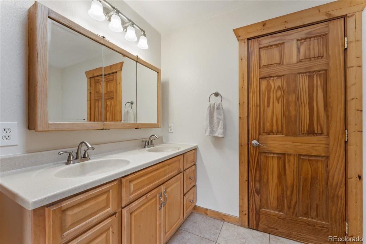 569 Gordon Court Livermore CO 80536