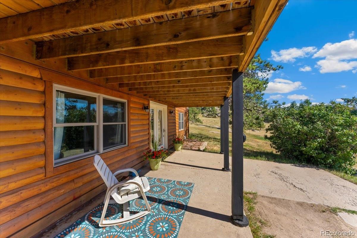 569 Gordon Court Livermore CO 80536
