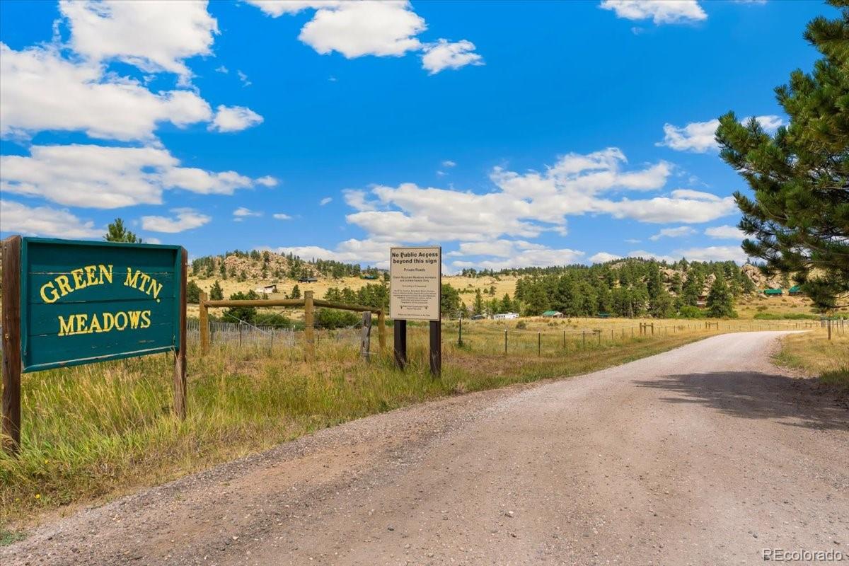 569 Gordon Court Livermore CO 80536