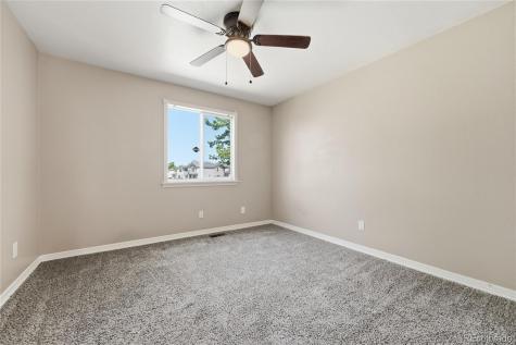 1933 Ensenada Court Aurora CO 80011