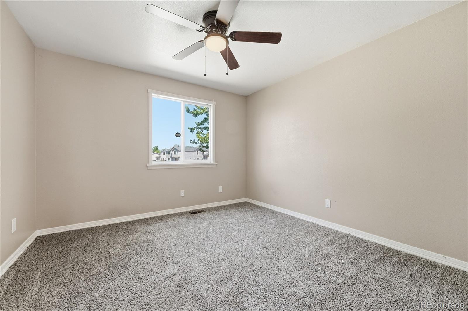 1933 Ensenada Court Aurora CO 80011
