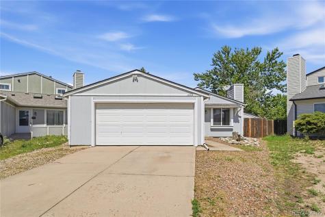 1933 Ensenada Court Aurora CO 80011