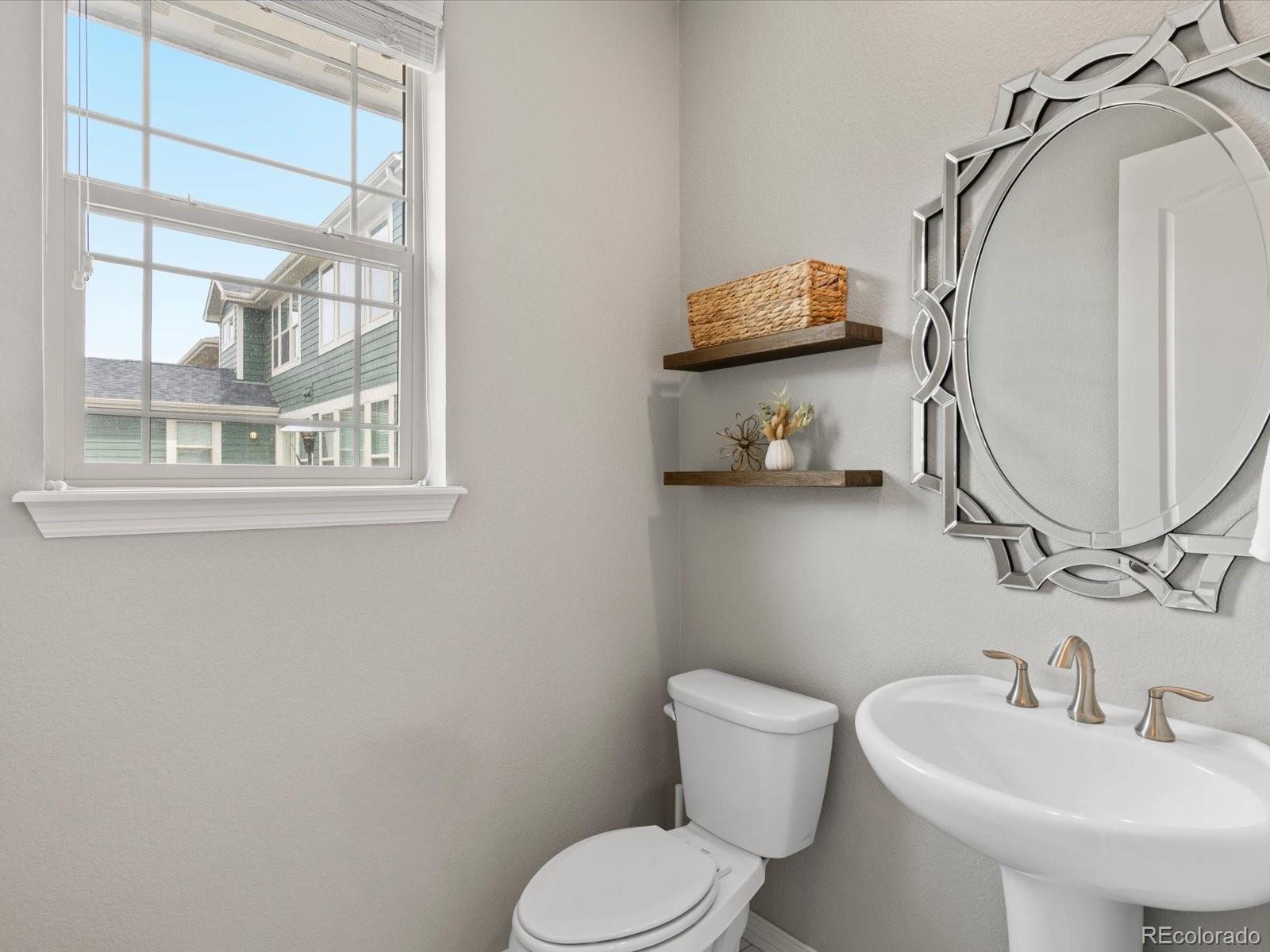 5223 Chester Street Denver CO 80238