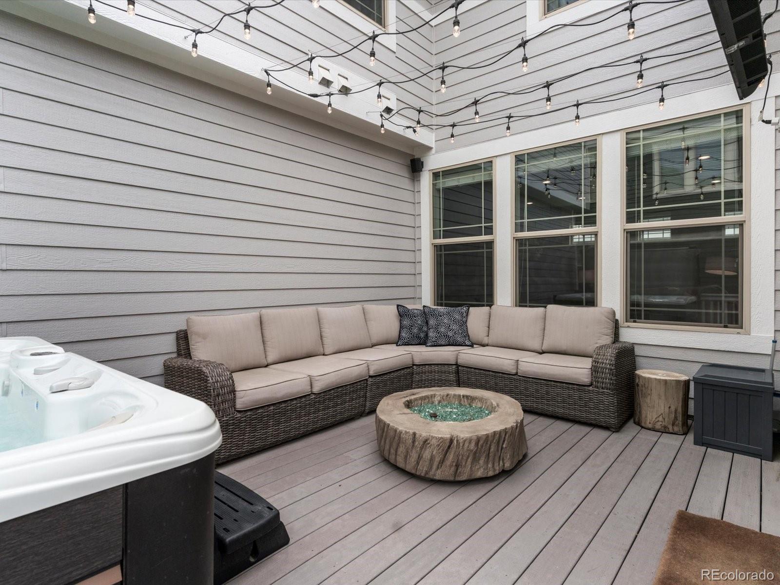 5223 Chester Street Denver CO 80238