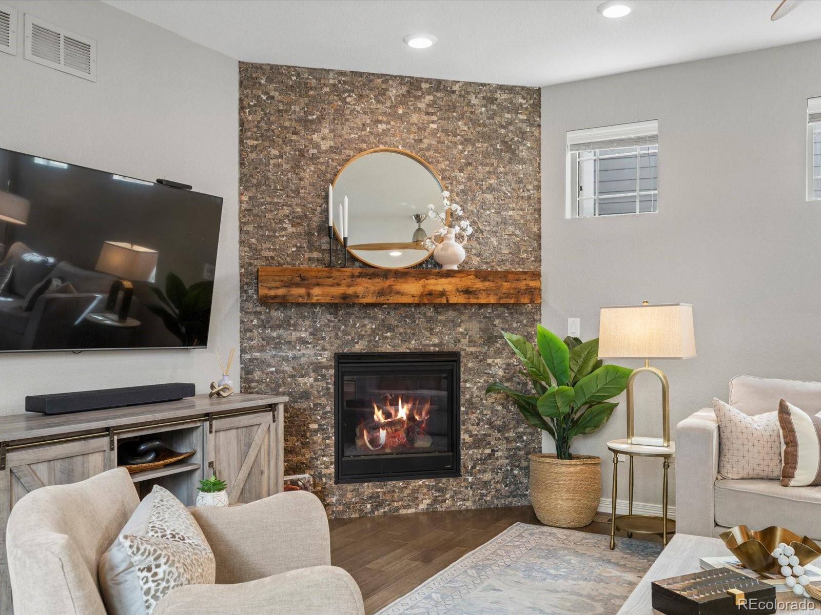 5223 Chester Street Denver CO 80238