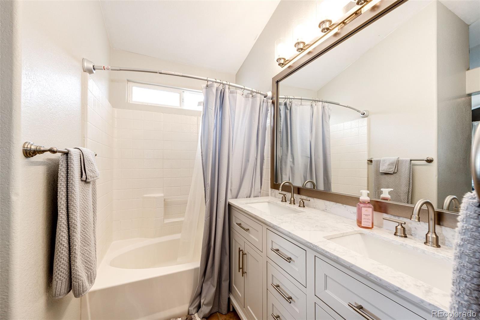 5172 Sydney Avenue Highlands Ranch CO 80130