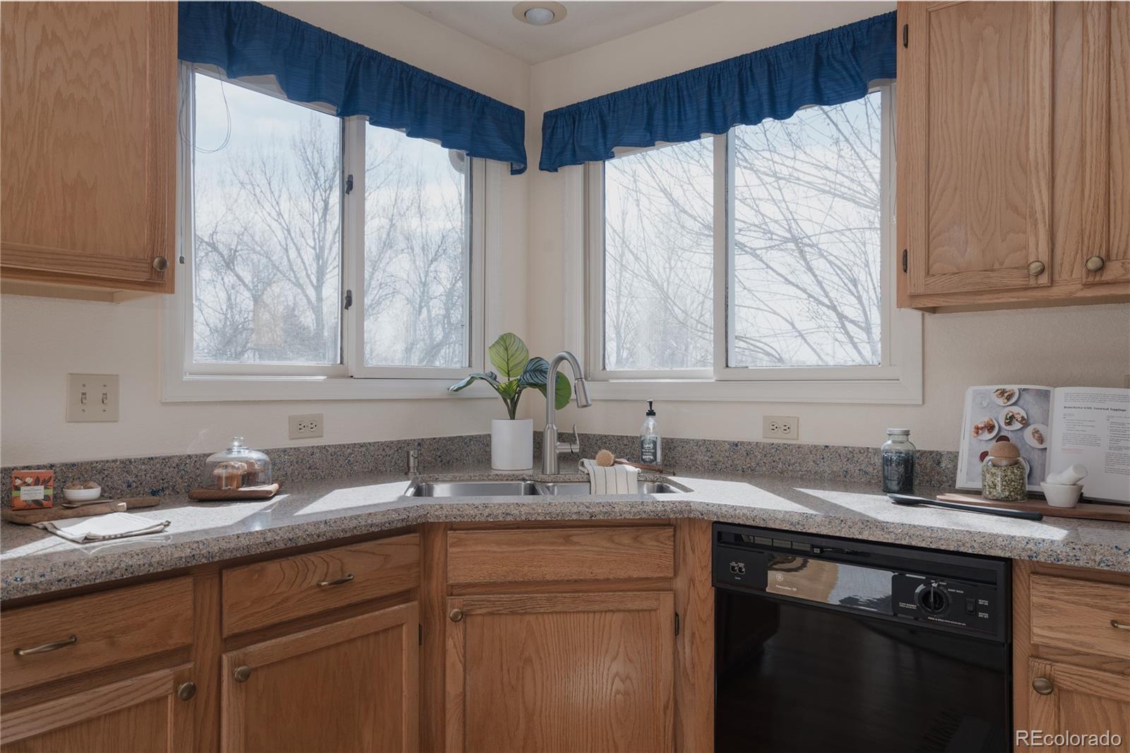2630 S Iris Street Lakewood CO 80227