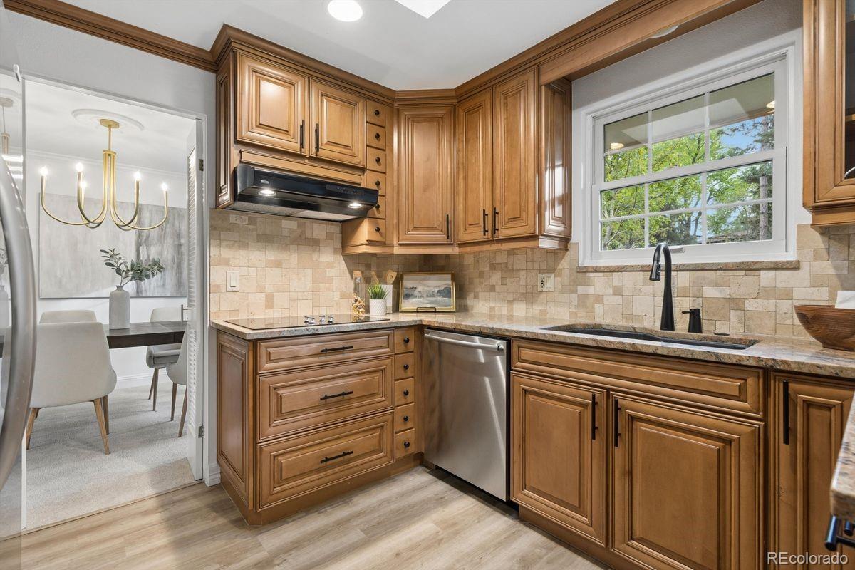 2161 S Dover Way Lakewood CO 80227