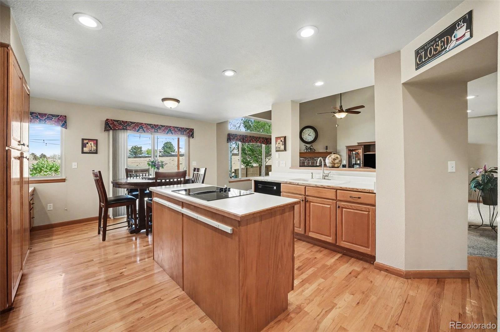 8872 Chestnut Hill Lane Highlands Ranch CO 80130