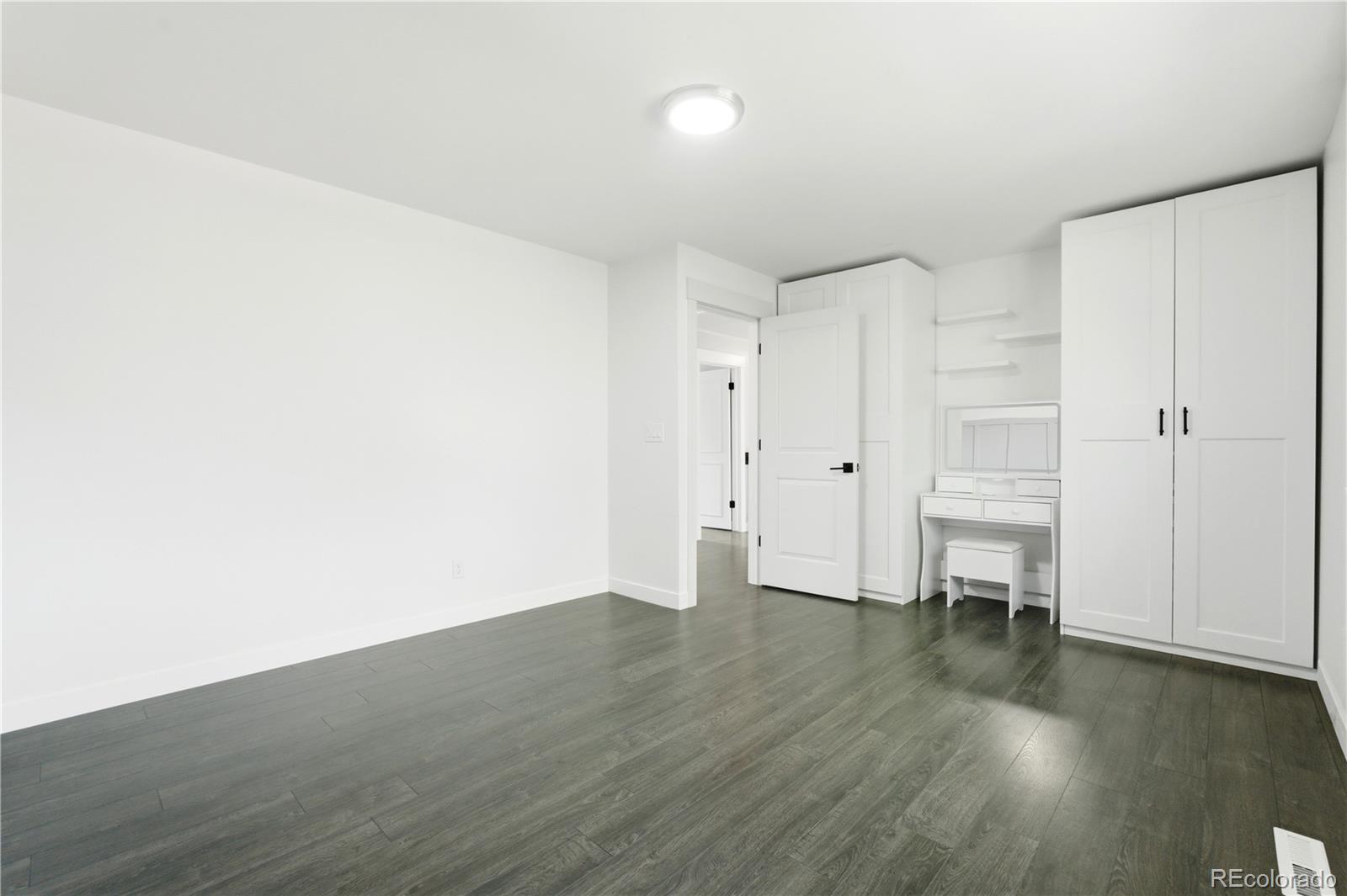 1127 E Kettle Place Centennial CO 80122