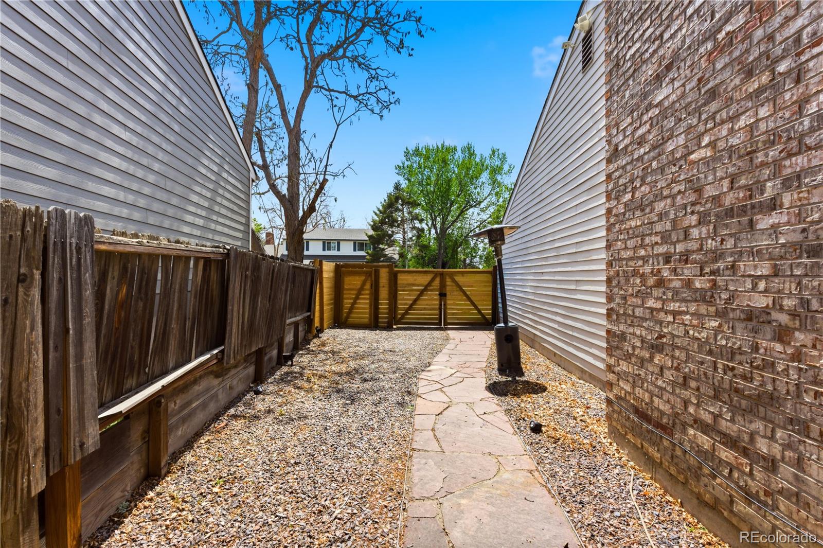 1127 E Kettle Place Centennial CO 80122