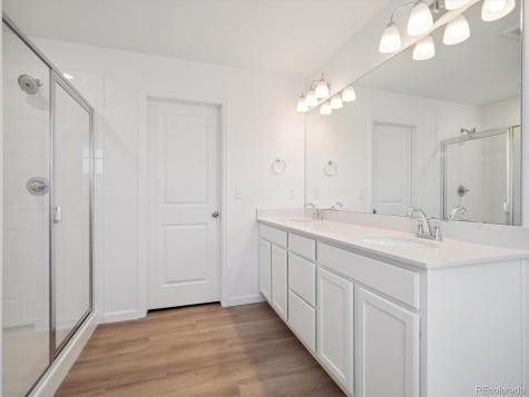 494 S Rifle Street Aurora CO 80017