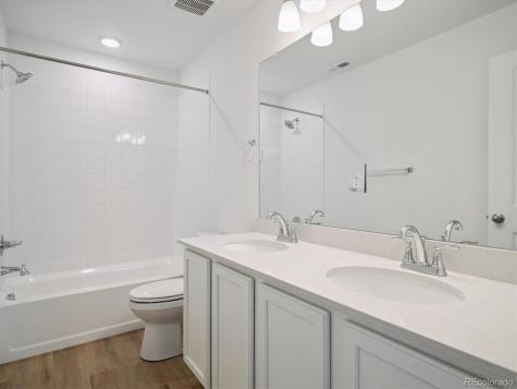 494 S Rifle Street Aurora CO 80017