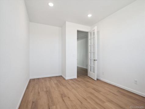 494 S Rifle Street Aurora CO 80017