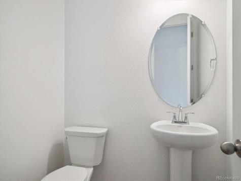 494 S Rifle Street Aurora CO 80017