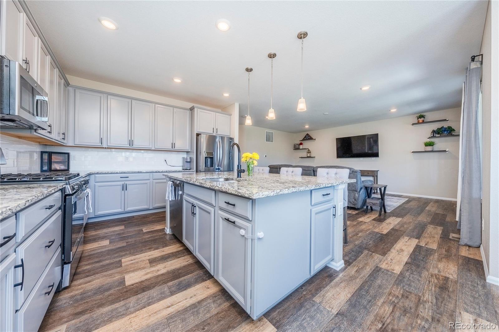 960 Avena Court Elizabeth CO 80107