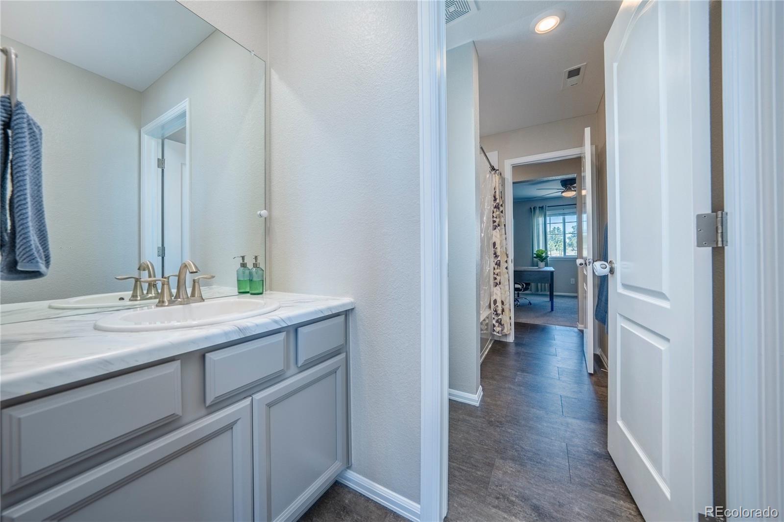 960 Avena Court Elizabeth CO 80107