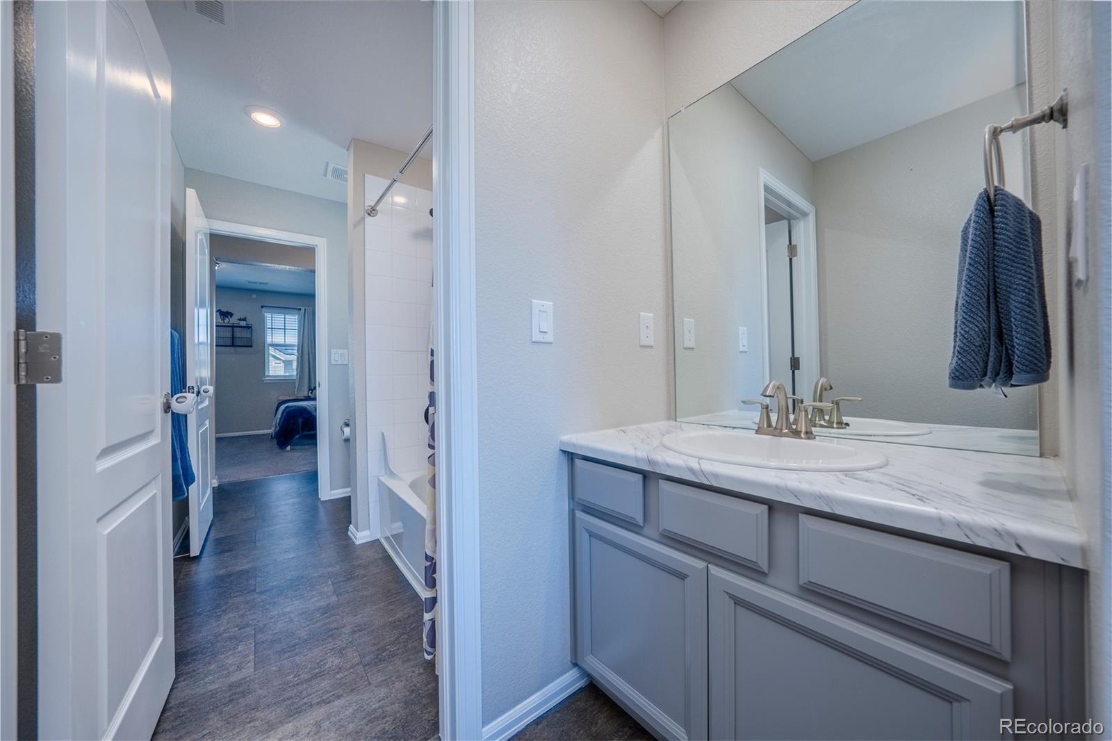 960 Avena Court Elizabeth CO 80107