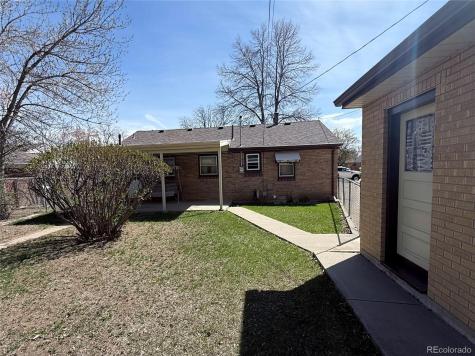 5555 Dudley Court Arvada CO 80002