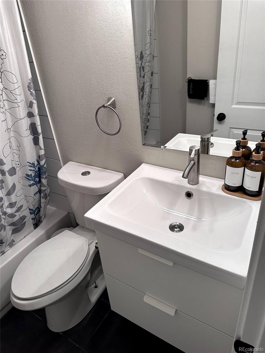 6718 W 70th Place Arvada CO 80003