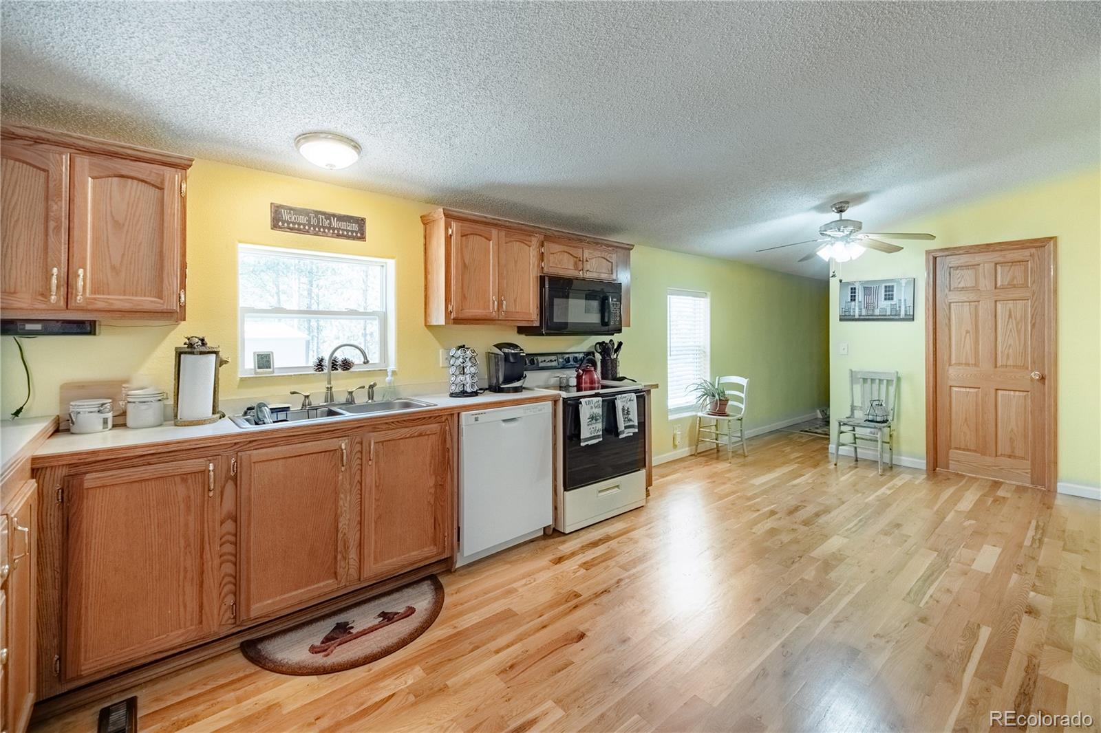 2675 Pikes Peak Drive Florissant CO 80816