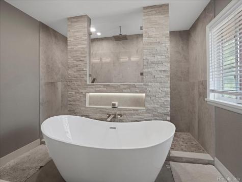 8233 W 62nd Place Arvada CO 80004