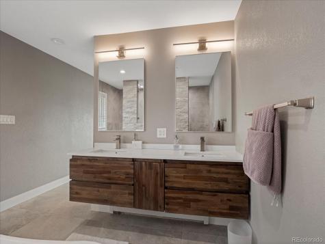 8233 W 62nd Place Arvada CO 80004