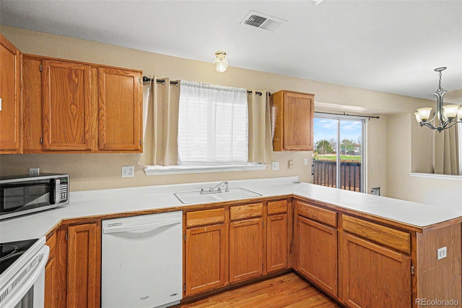 10411 Hyacinth Street Highlands Ranch CO 80129