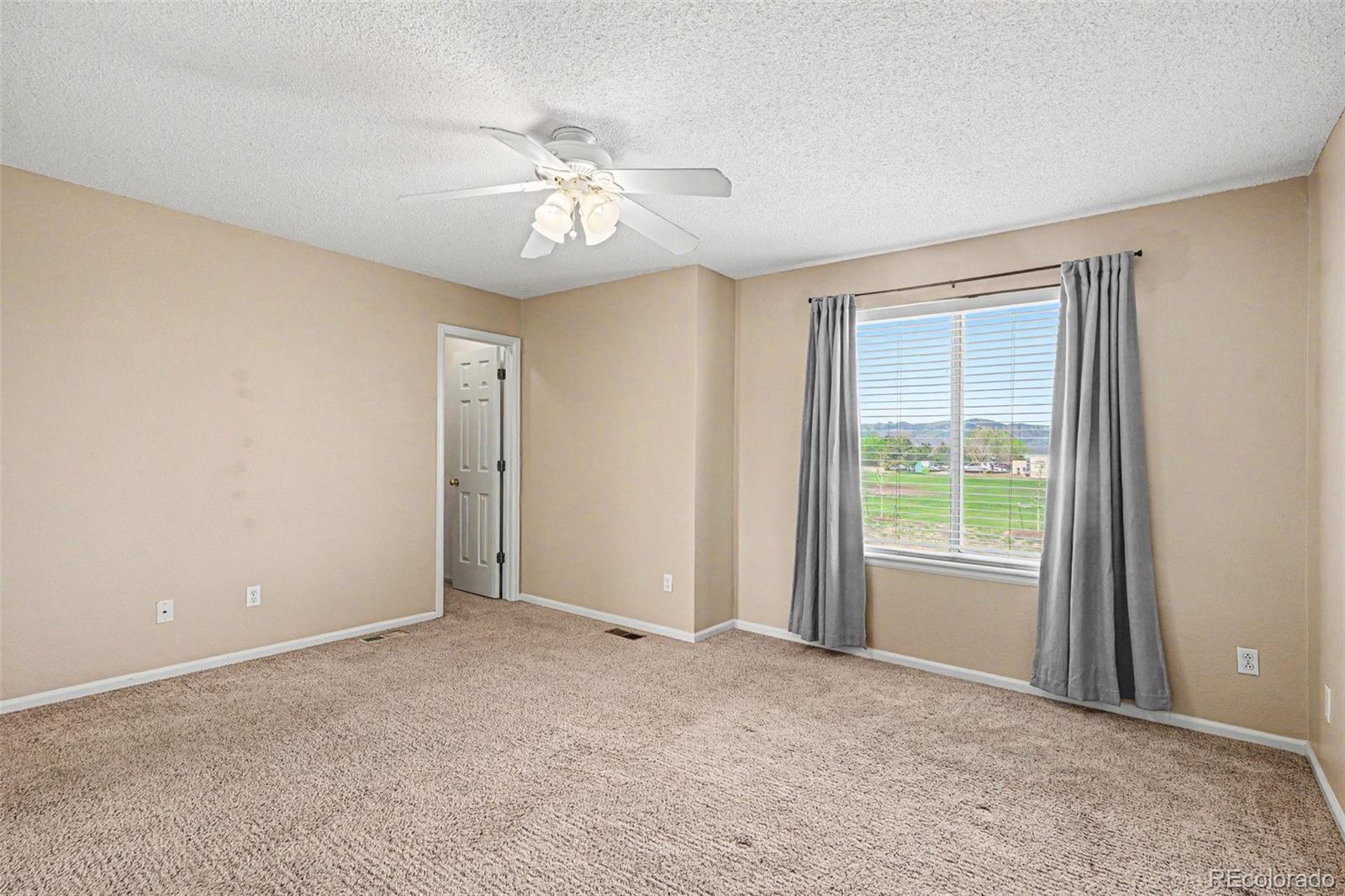 10411 Hyacinth Street Highlands Ranch CO 80129