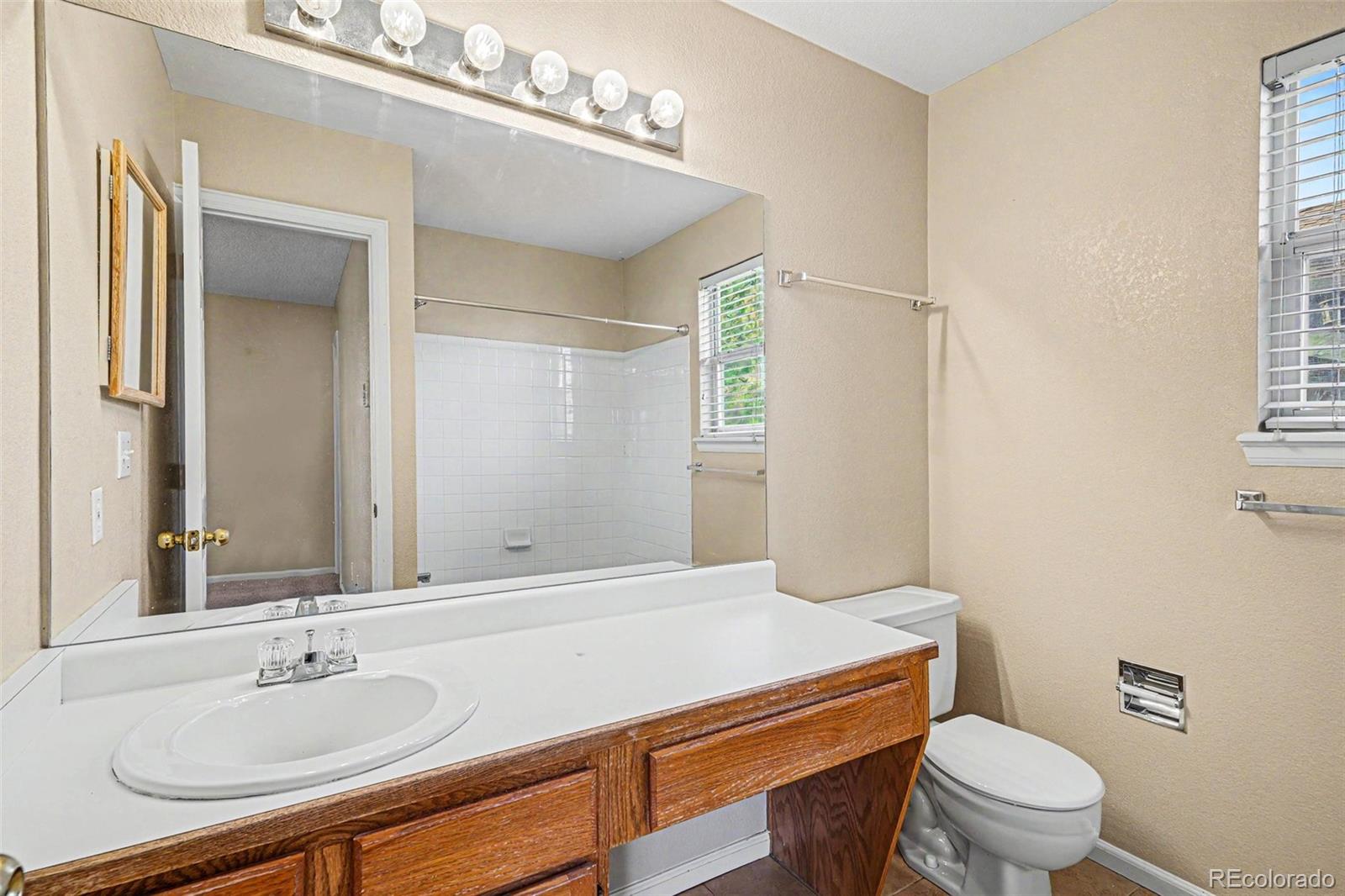 10411 Hyacinth Street Highlands Ranch CO 80129