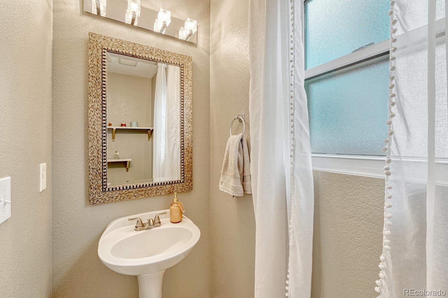 9640 Adelaide Circle Highlands Ranch CO 80130