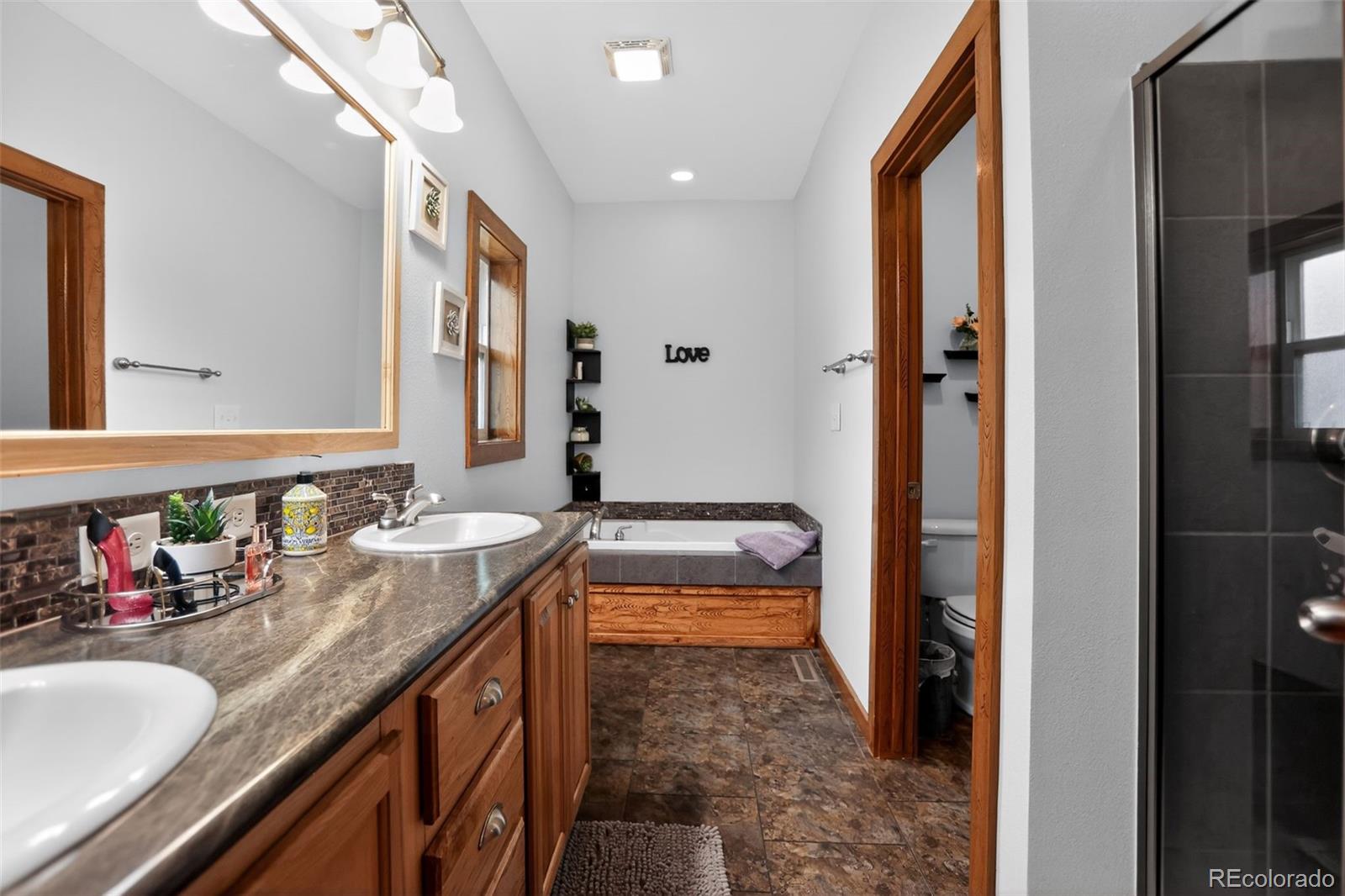 10 Salmon Loop Gypsum CO 81637