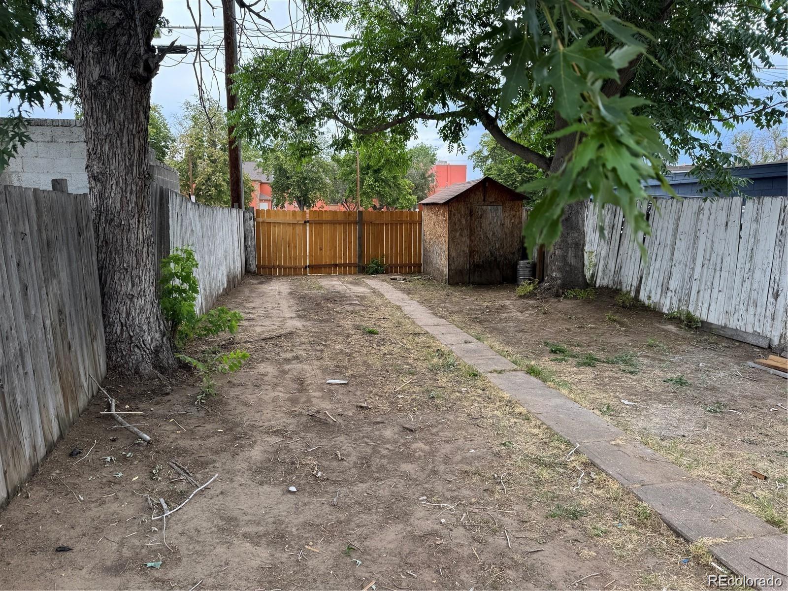4807 Clayton Street Denver CO 80216