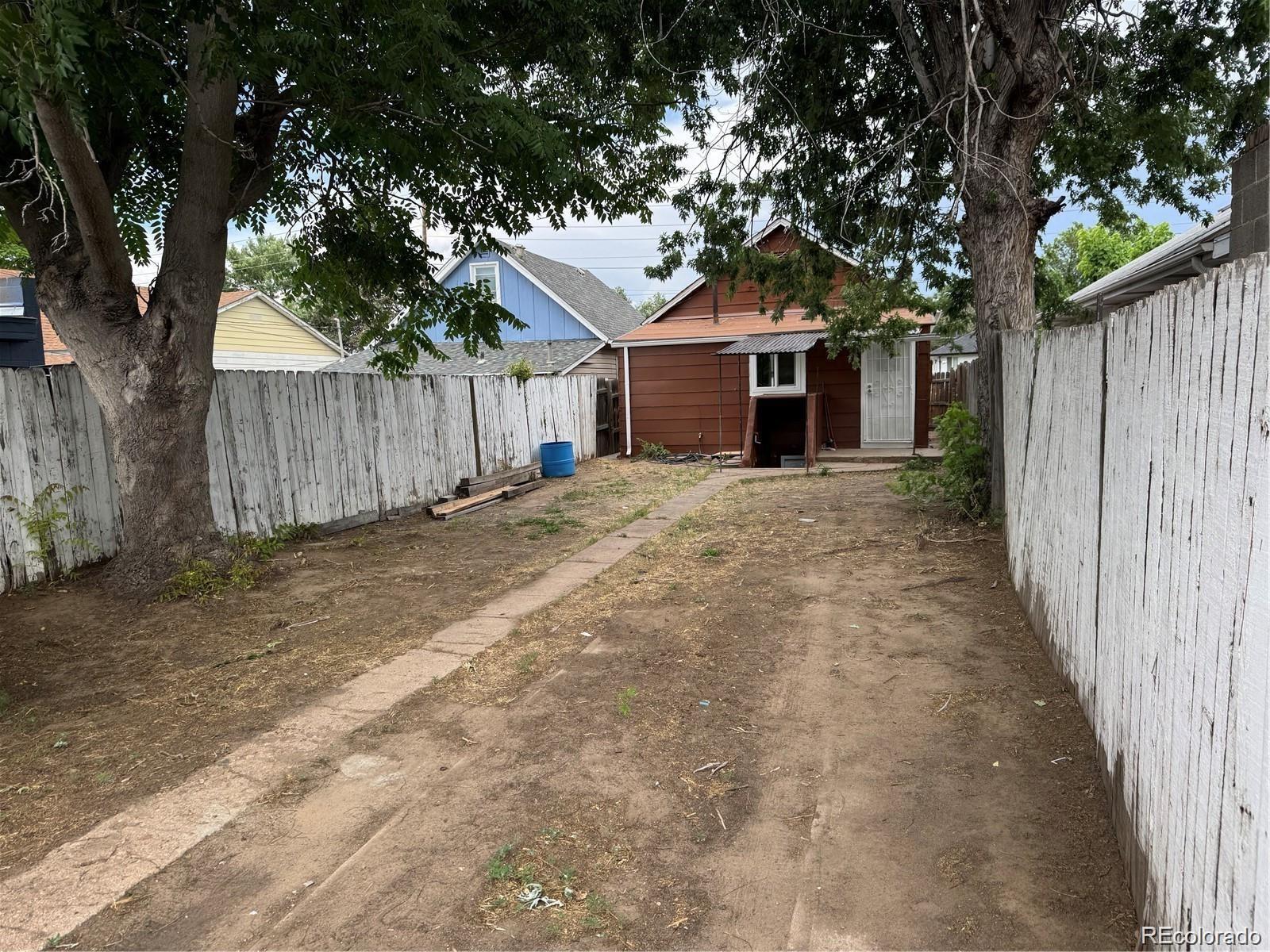 4807 Clayton Street Denver CO 80216
