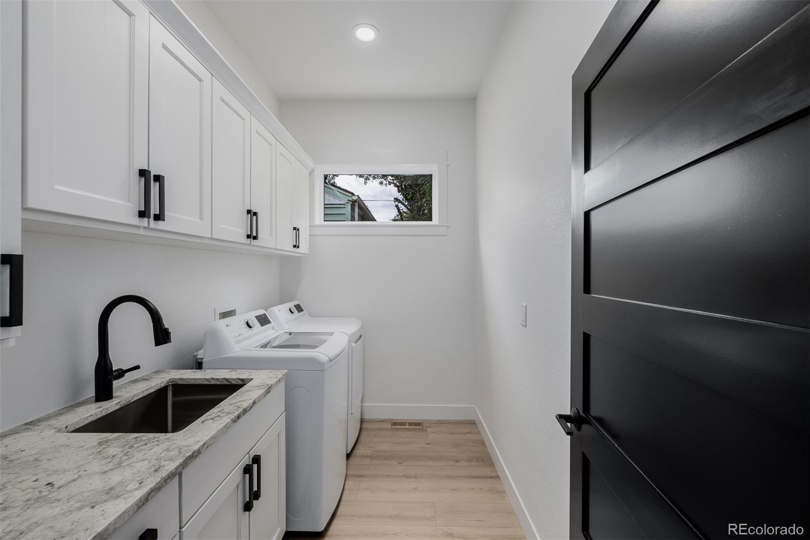 2901 S Bellaire Street Denver CO 80222
