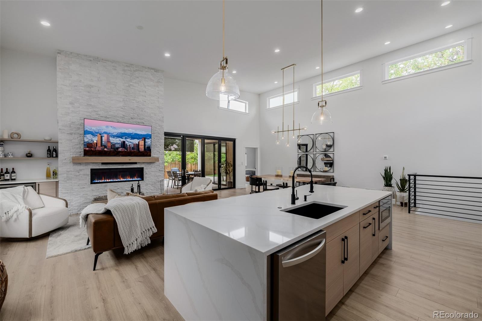 2901 S Bellaire Street Denver CO 80222