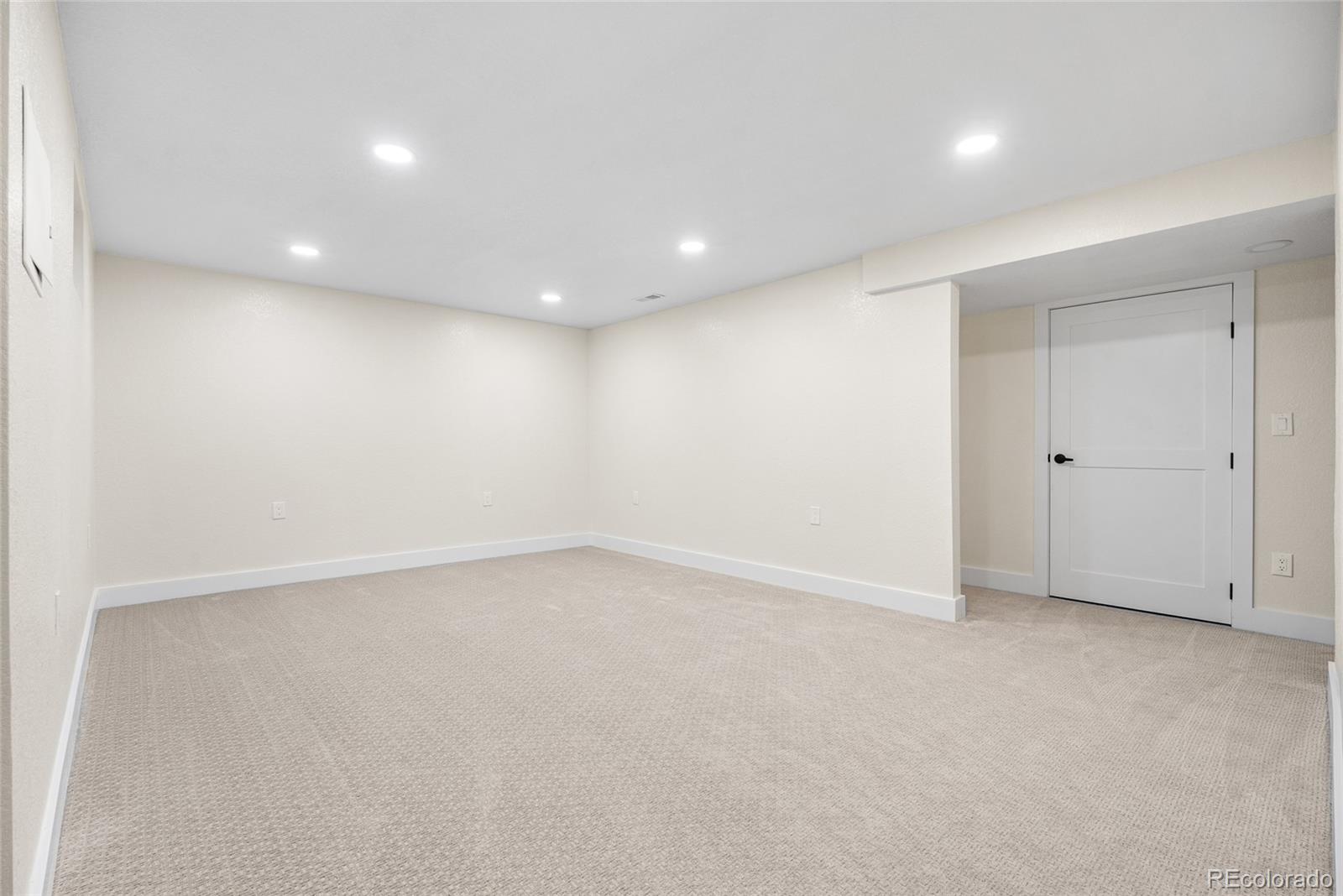 1375 W Hinsdale Drive Littleton CO 80120