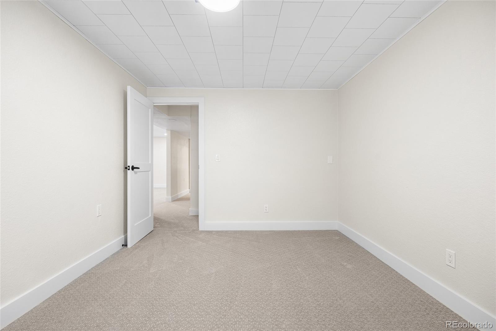 1375 W Hinsdale Drive Littleton CO 80120
