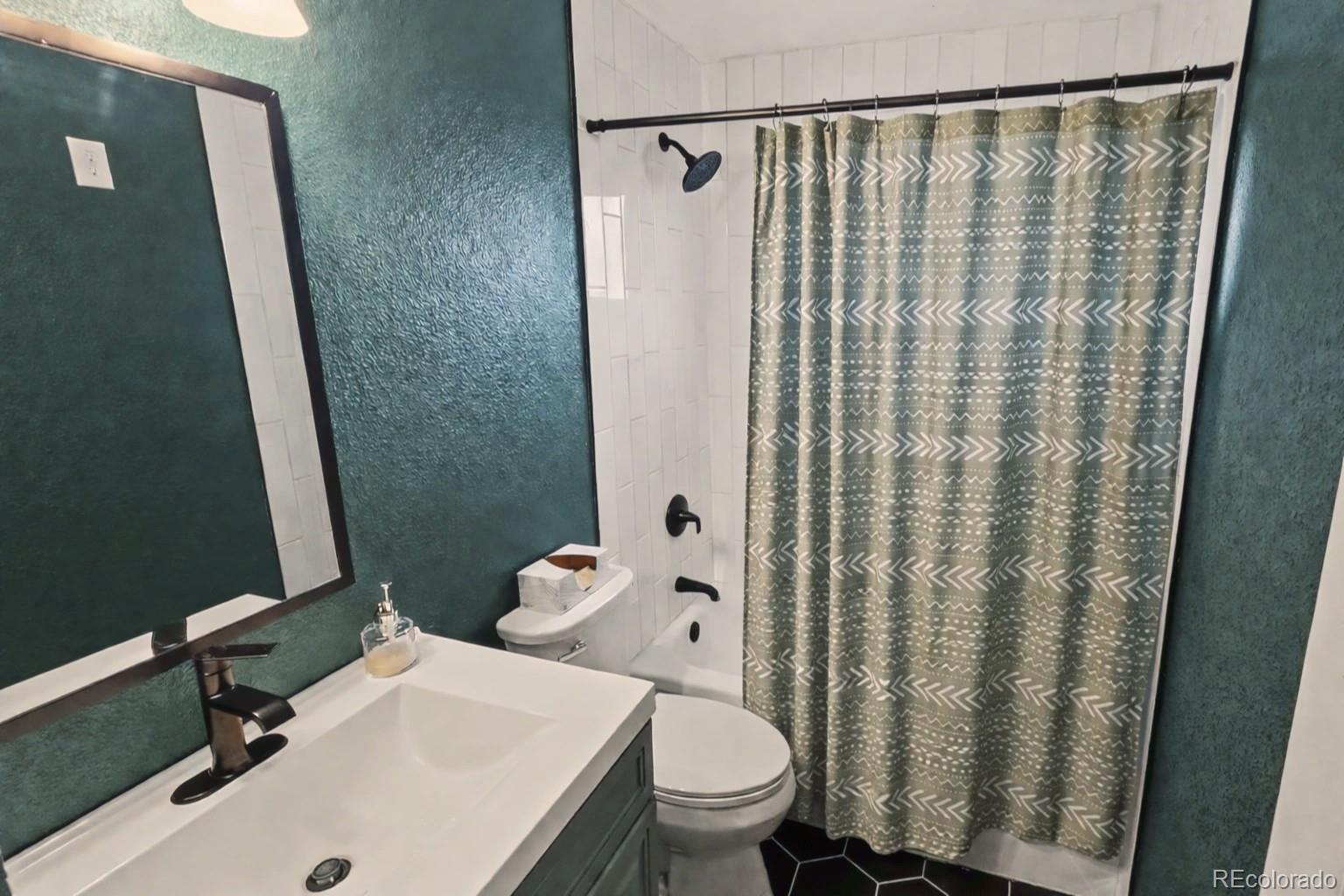 125 Columbia Drive Julesburg CO 80737