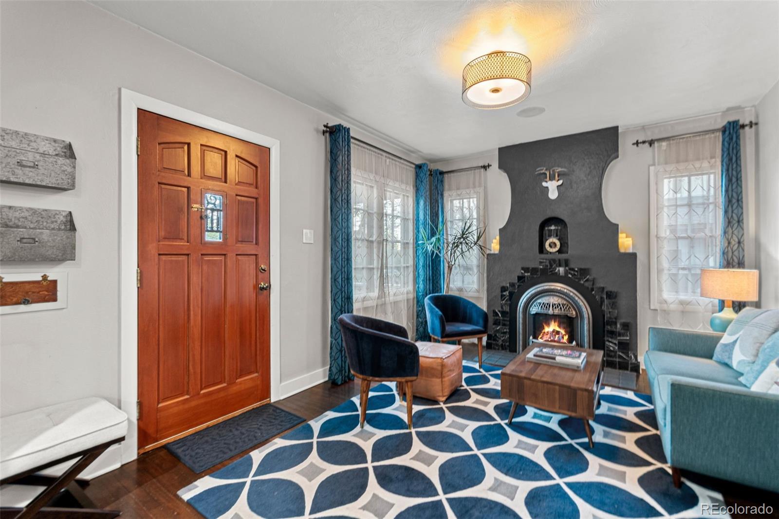 4230 Knox Court Denver CO 80211